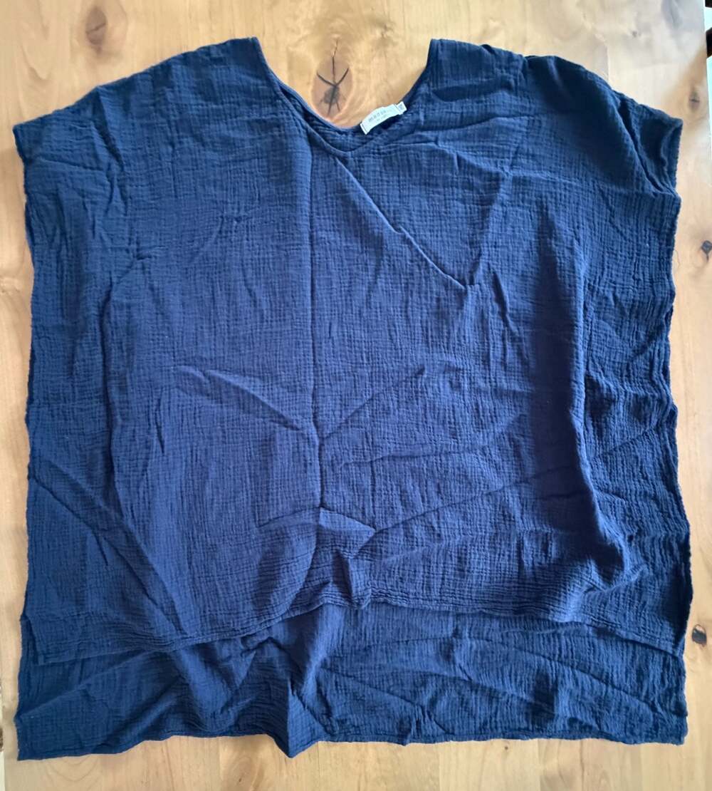 Mododoc Los Angeles Gauze V-Neck Boxy Top Navy Blue Size S/M
